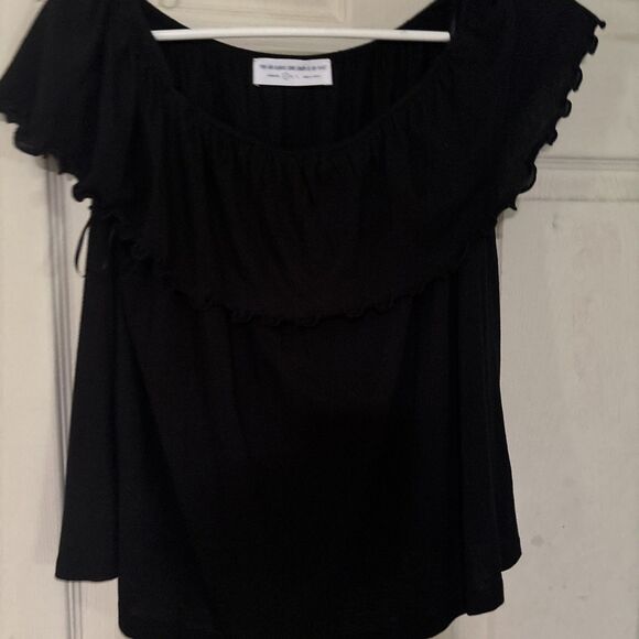 You Can Always Come Crash At My Place Off  Shoulder Black Blouse Size Small - Picture 1 of 5